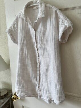 BeachLunchLounge White Gauze Button Down XS Coastal Lightweight Summer Top